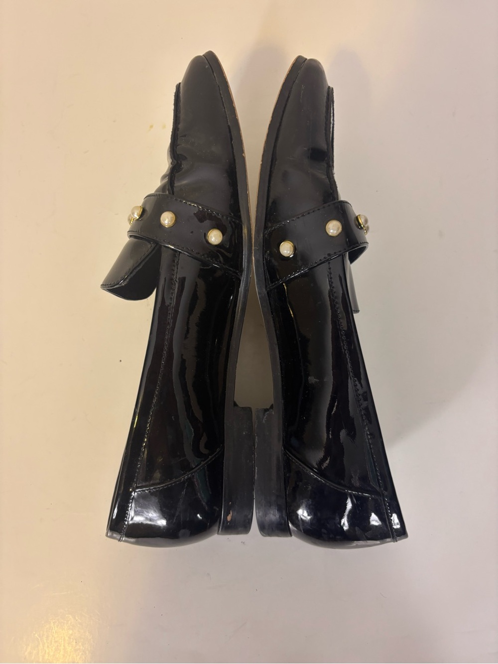 Kate Spade Black Patent Leather Pearl-Accent Women's Loafers 8.5 - Picture 8 of 9